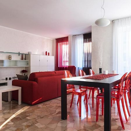 La Casa Di Cri Sul Naviglio Apartment Milan Bagian luar foto